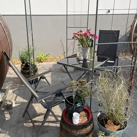 아파트 Schlafen Im Weinfass Ipsheim